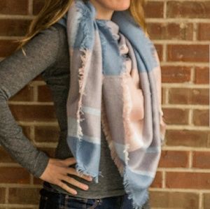 SALE🌼Blanket scarf! Pink & blue plaid